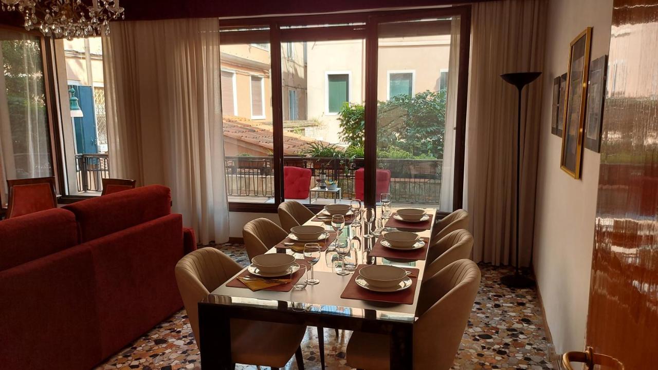 Apartment Antico Rio Acqua Dolce Venedig